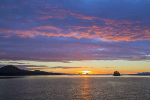 USA, Alaska Sunset on Flynn Cove